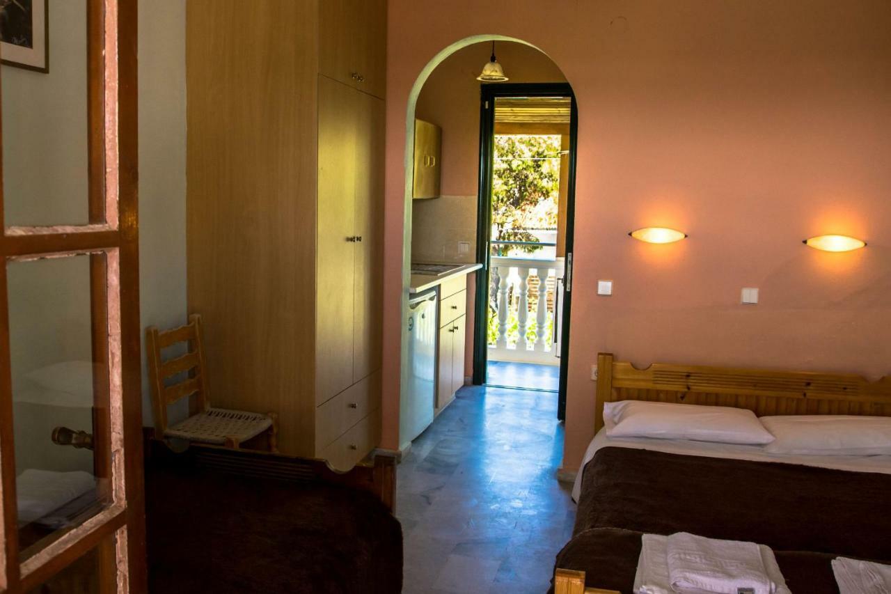 Nikos Studios Alykes Zakynthos Island Екстериор снимка